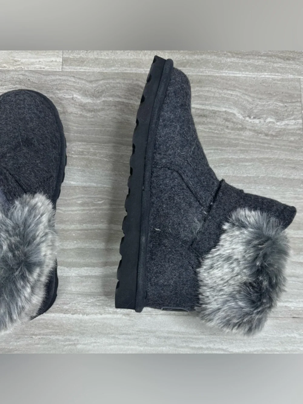 BearPaw Gray Koko Ankle Boots with Faux Fur Cuff Womens Size 7